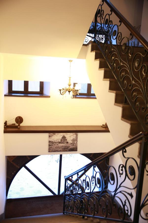 Cheltikov Hotel Καρς Εξωτερικό φωτογραφία